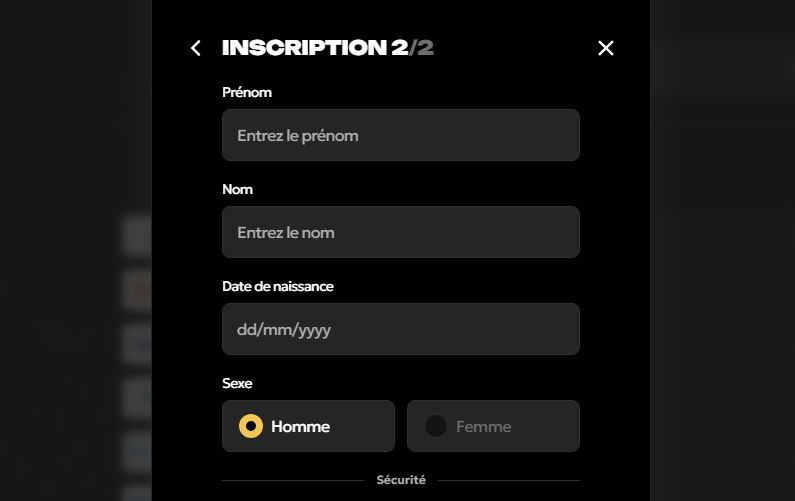 Formulaire d'inscription étape 2 sur 2 avec champs prénom, nom, date de naissance et sexe